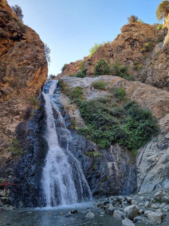 Auberge Gite De Jeunesse Les Cascades เซตตีฟัตมา ภายนอก รูปภาพ